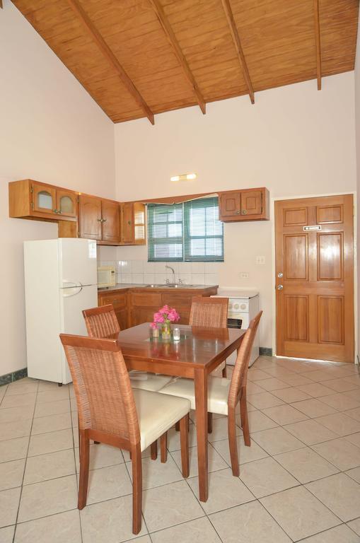 St. John's Caribbean Inn And Suites الغرفة الصورة