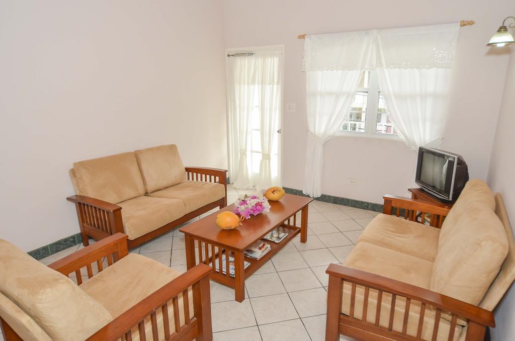 St. John's Caribbean Inn And Suites الغرفة الصورة